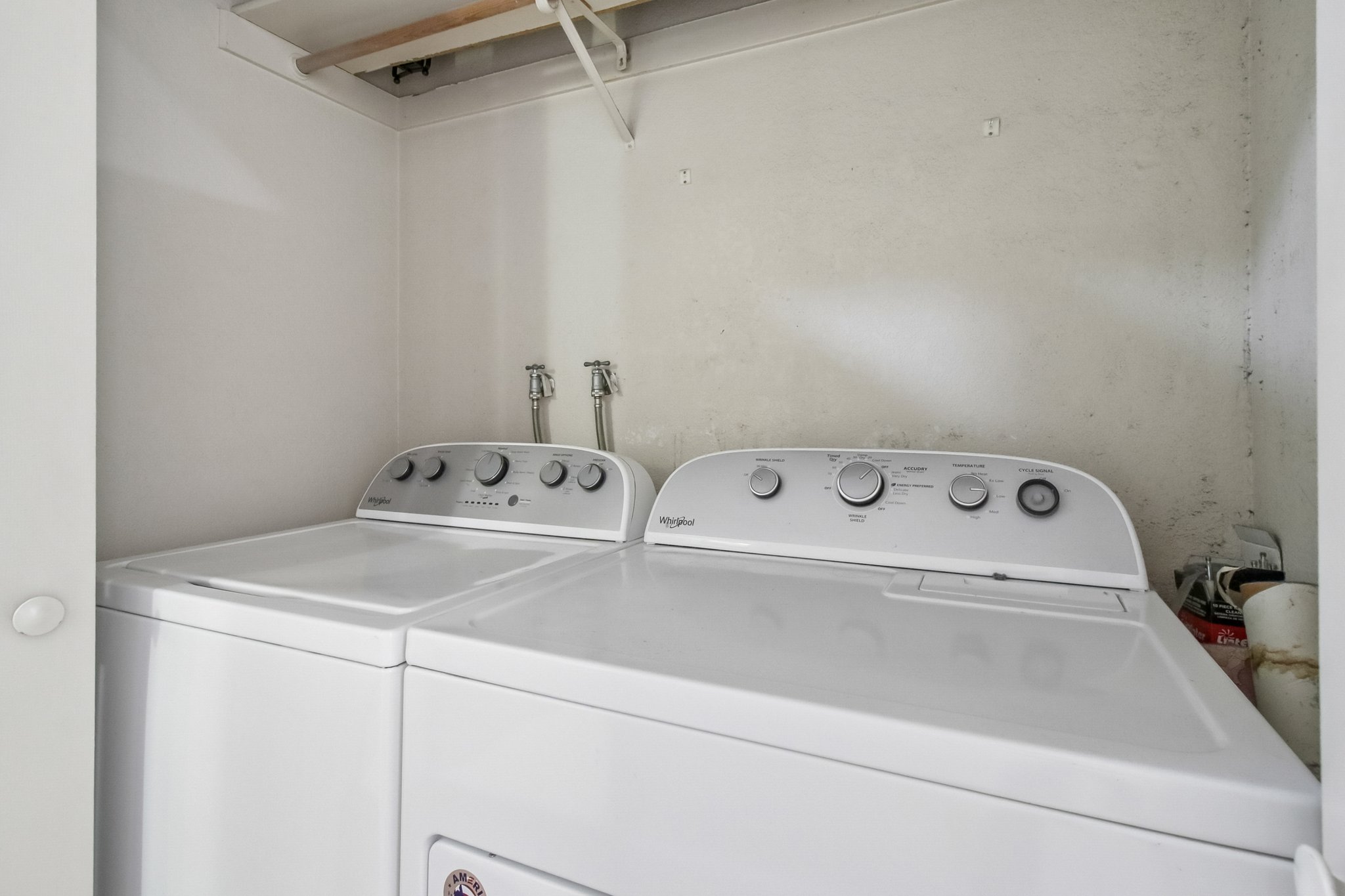 Snell Ct-S0409-023.jpg
