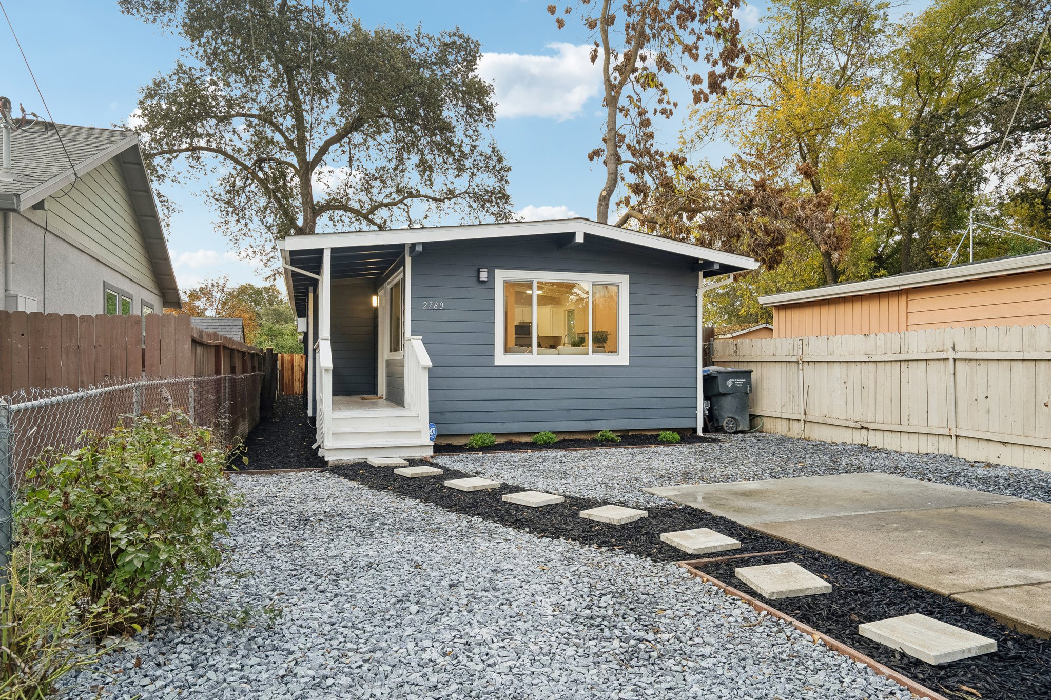 American Ave-S1311-003.jpg