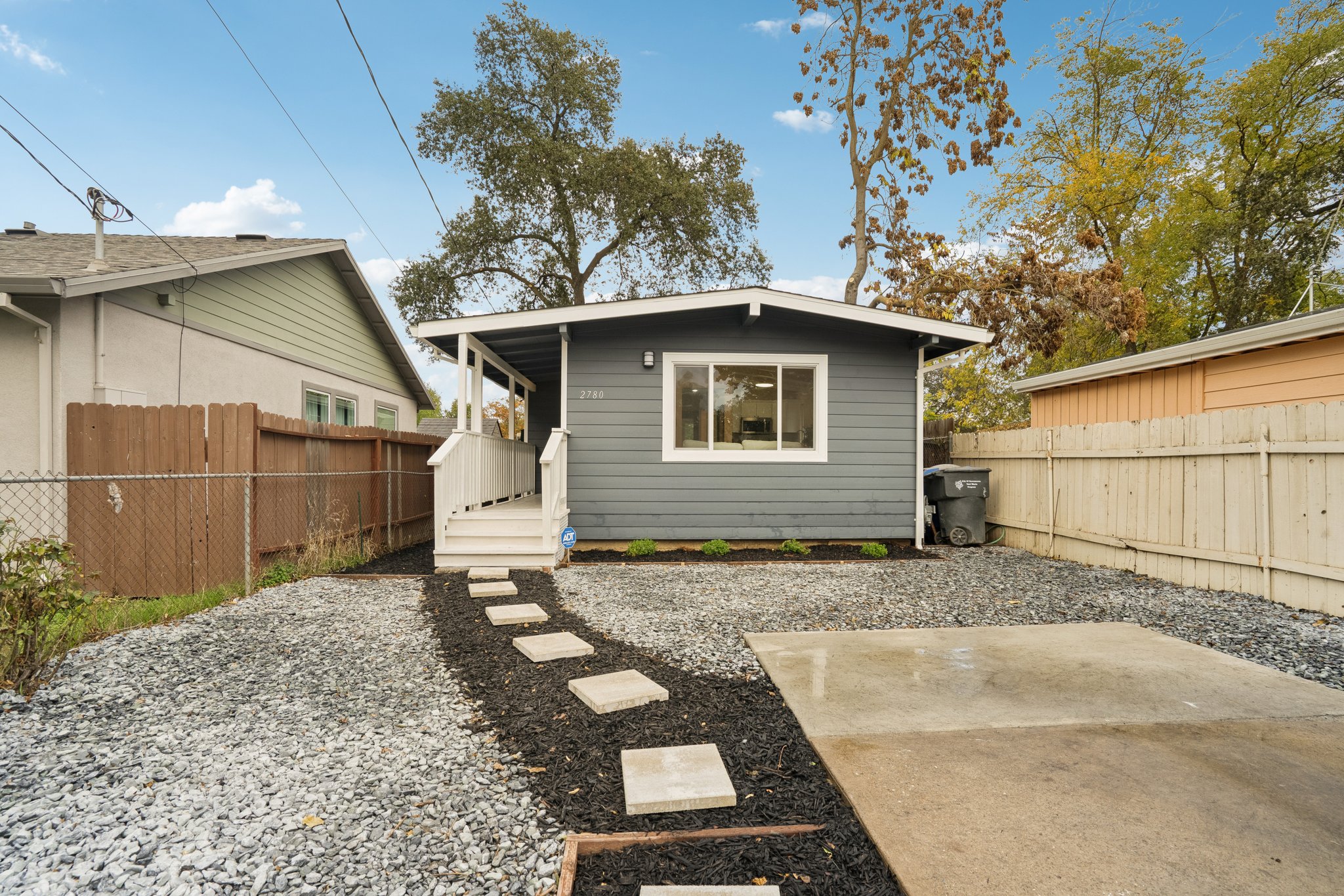 American Ave-S1311-004.jpg