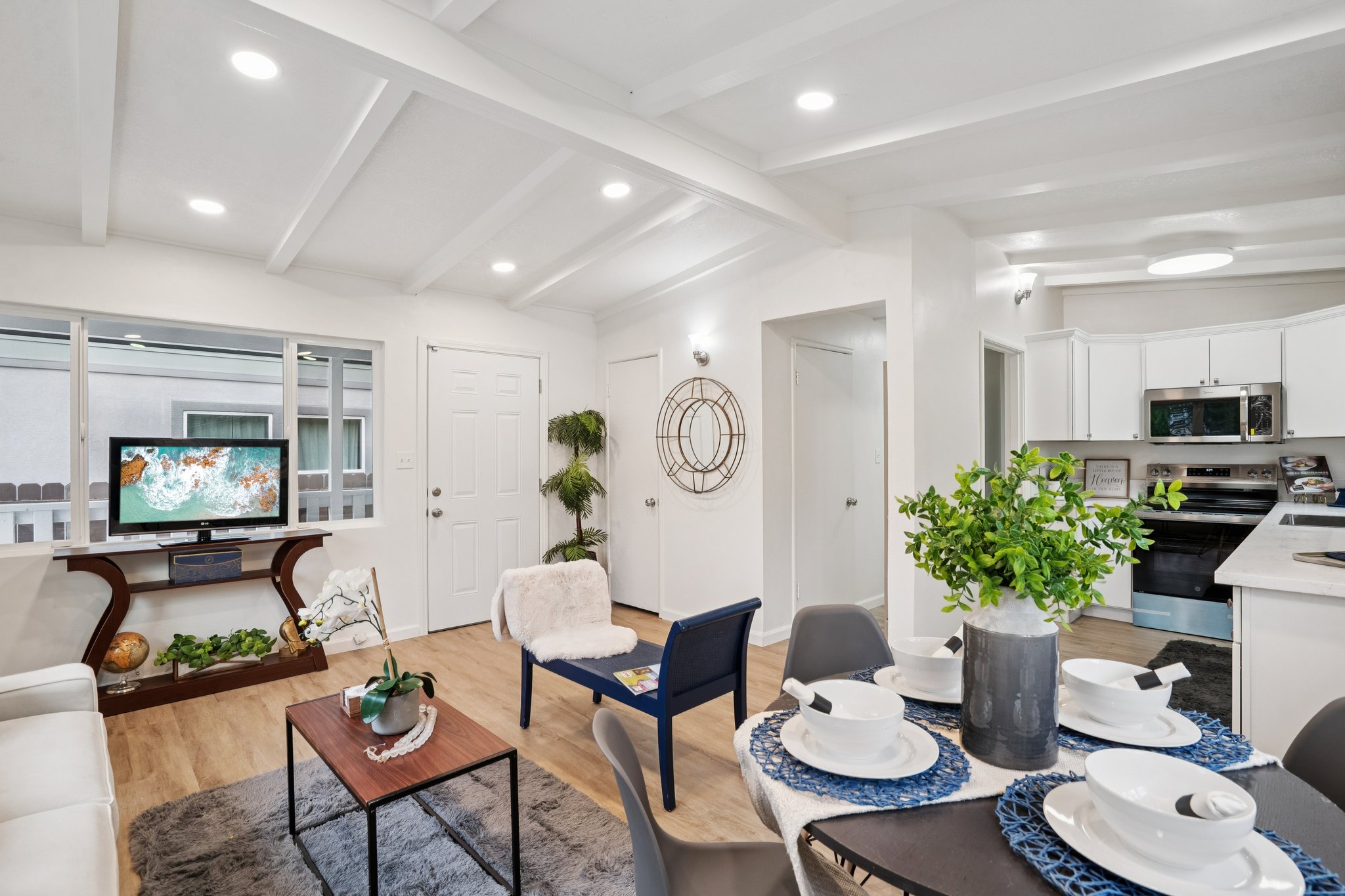 American Ave-S1311-006.jpg