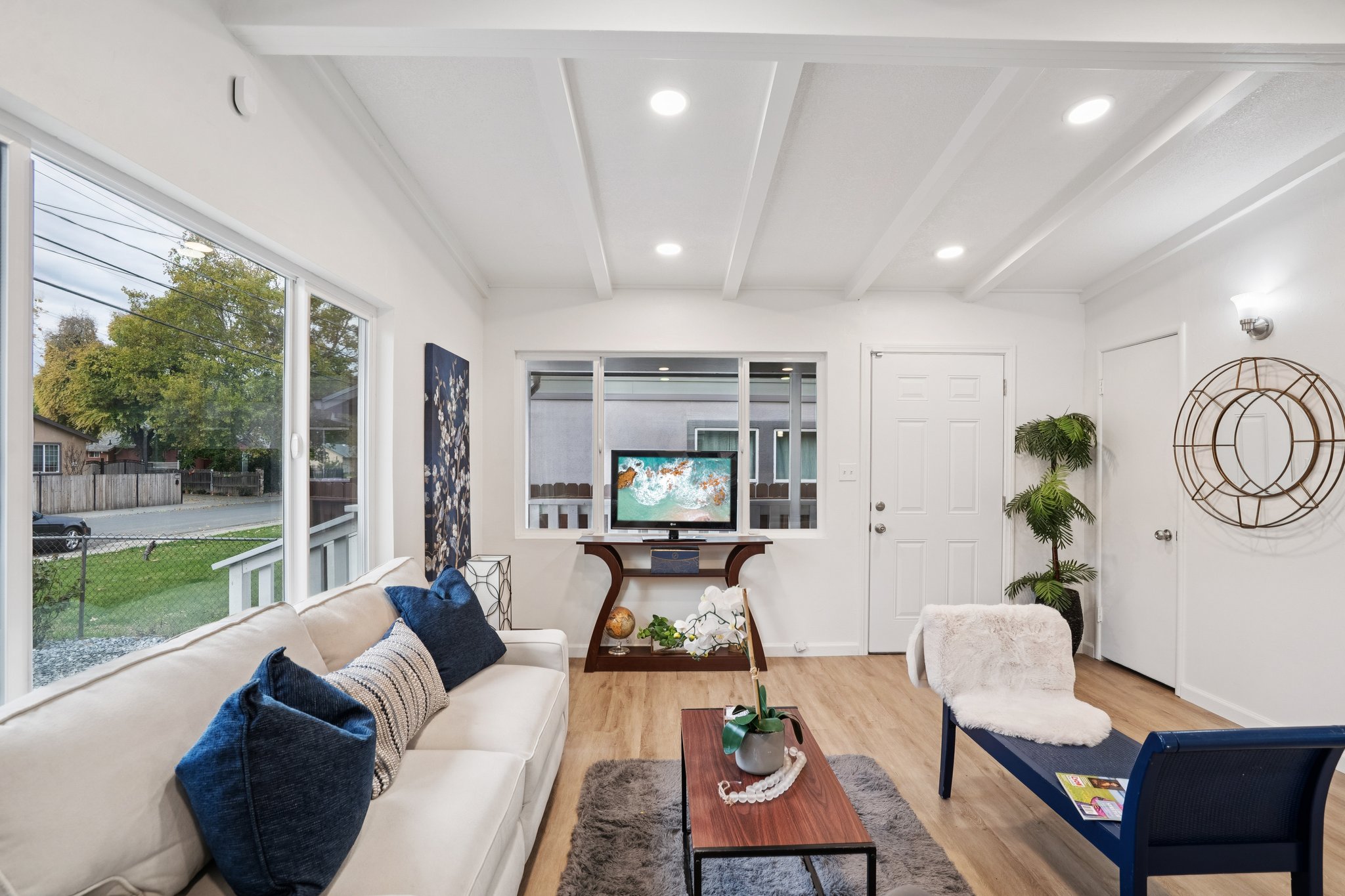 American Ave-S1311-007.jpg