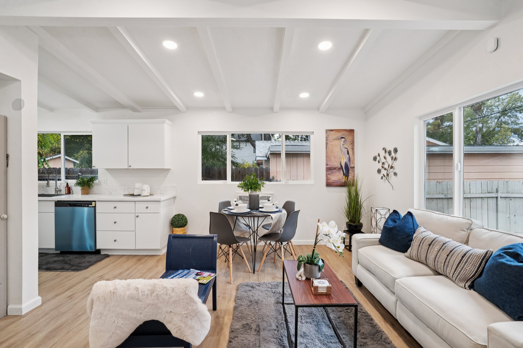 American Ave-S1311-009.jpg