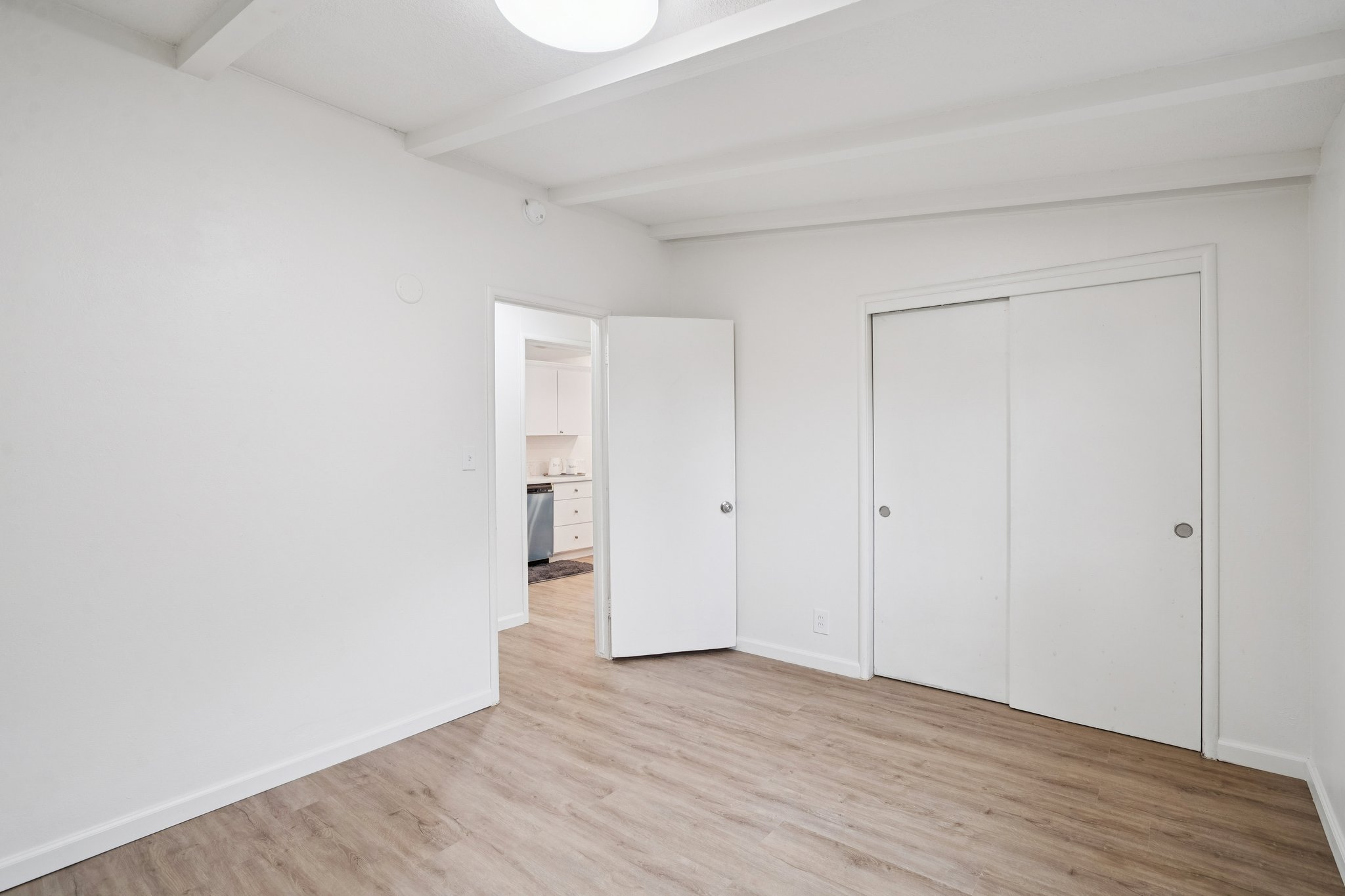 American Ave-S1311-018.jpg