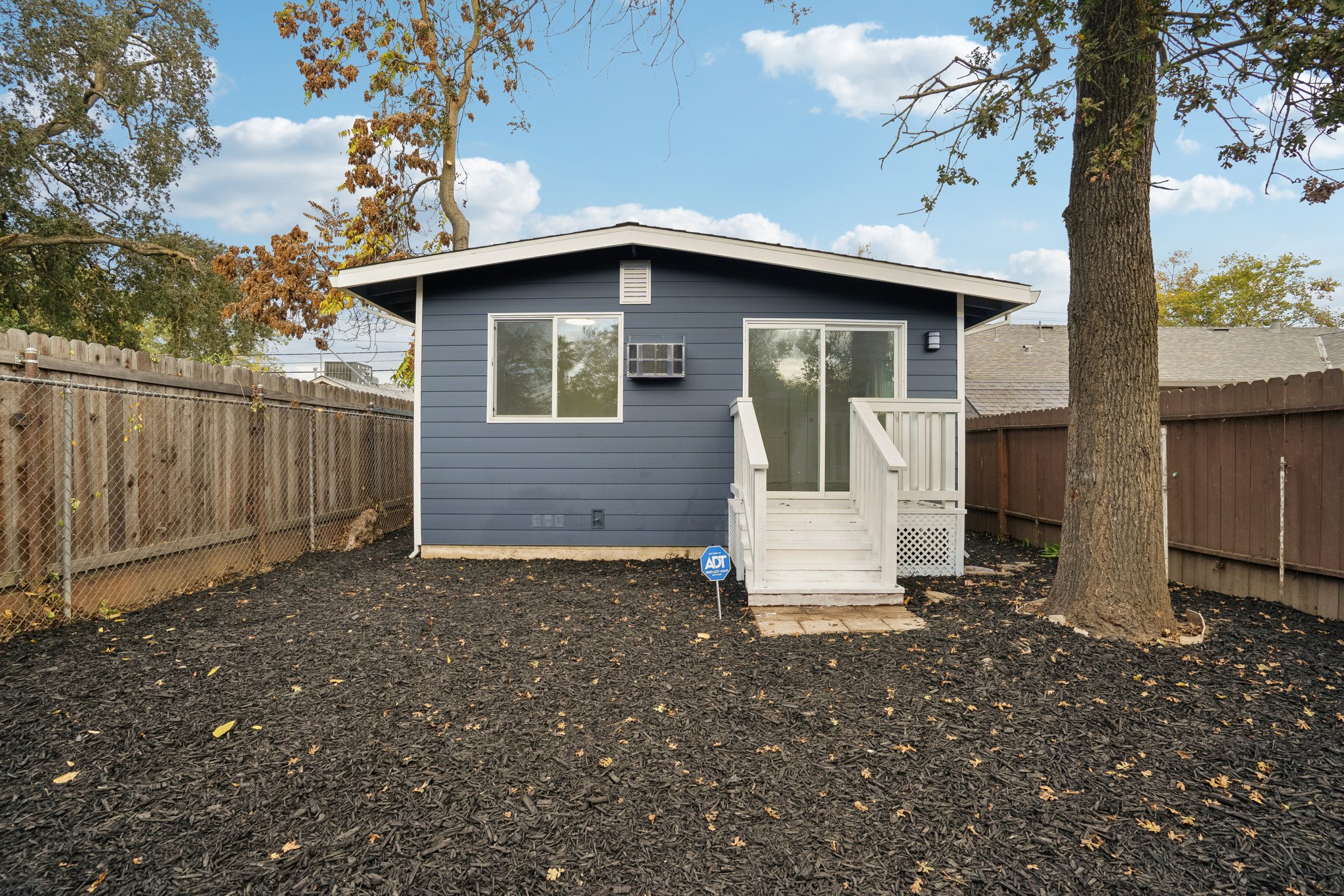 American Ave-S1311-028.jpg