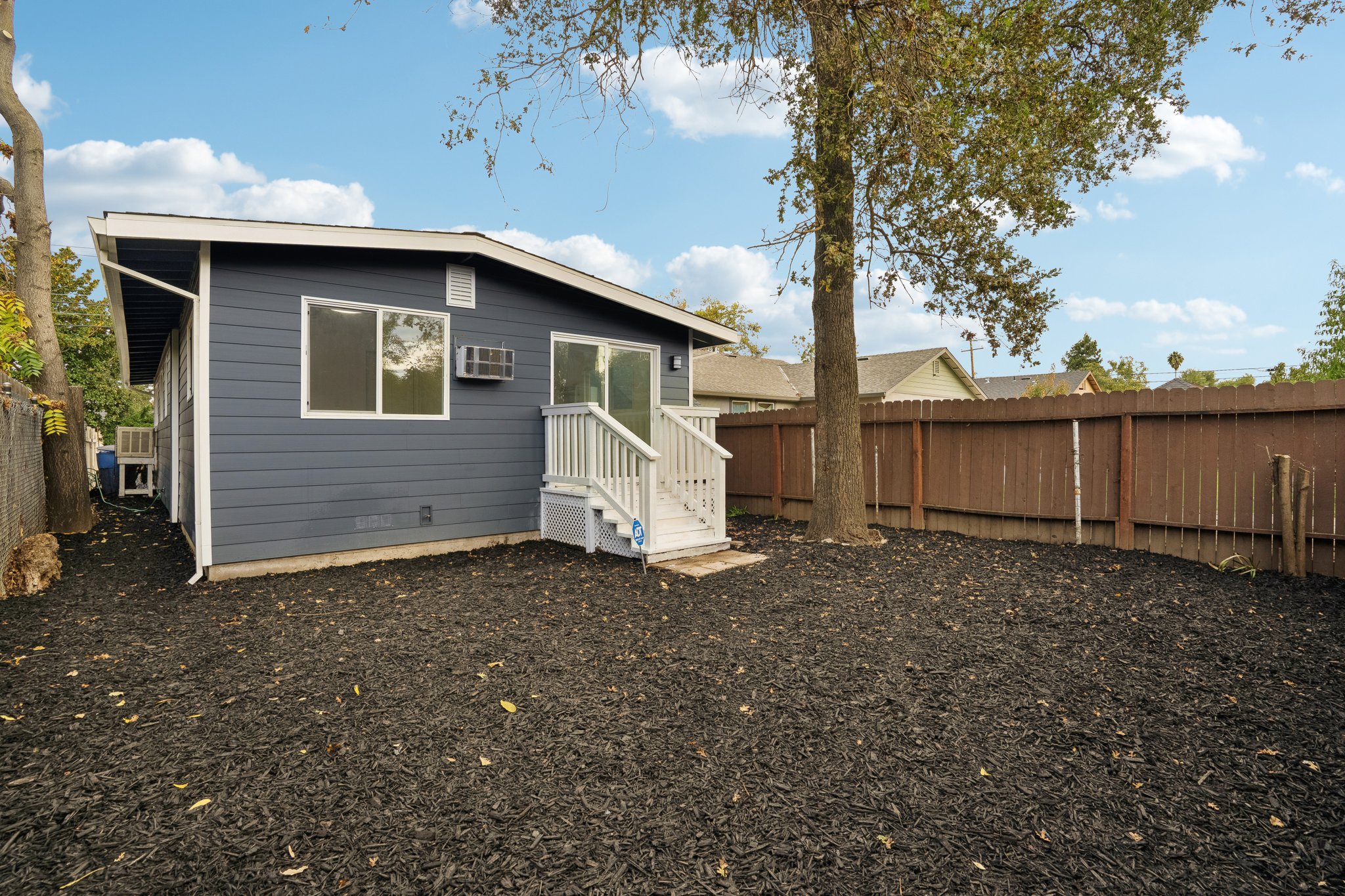 American Ave-S1311-030.jpg