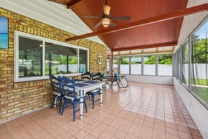 Lois Dr-S0307-026.jpg