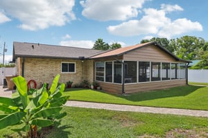 Lois Dr-S0307-036.jpg