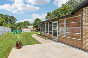 Lois Dr-S0307-039.jpg