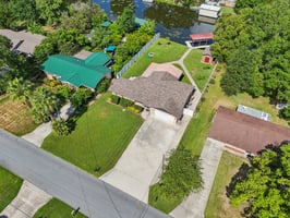 Lois Dr-S0307-044.jpg