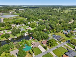 Lois Dr-S0307-048.jpg