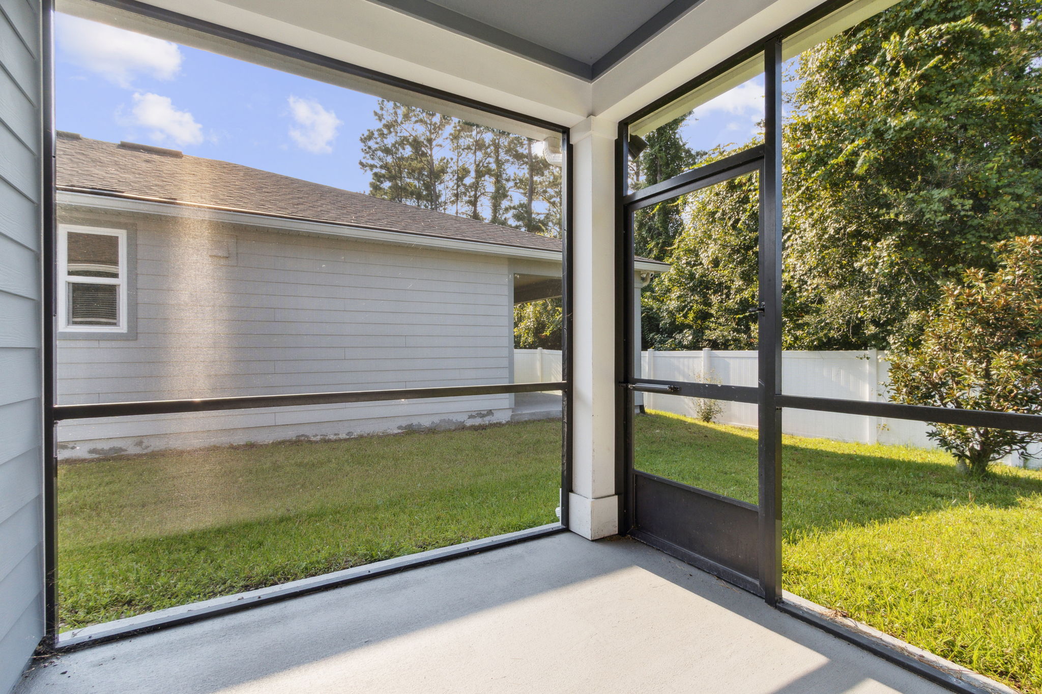 Screened-in Porch