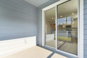 Screened-in Porch