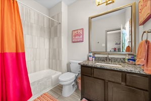 Photo 47