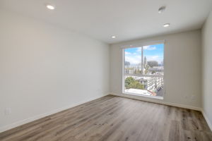  Francis Ave-021