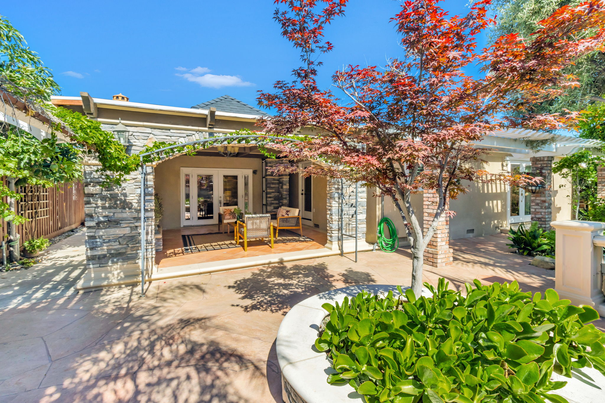 044_2789 Gavilan Dr_