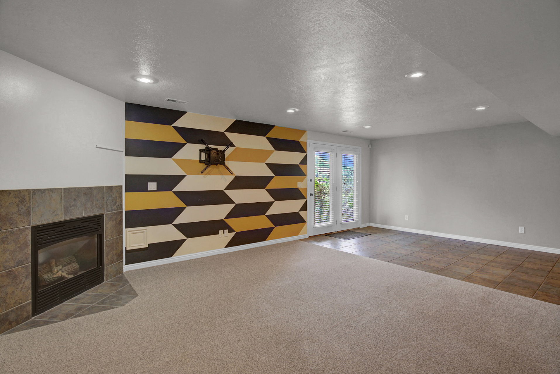  2790 Deere Valley Dr, Layton, UT 84040, US Photo 22