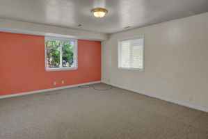  2790 Deere Valley Dr, Layton, UT 84040, US Photo 19