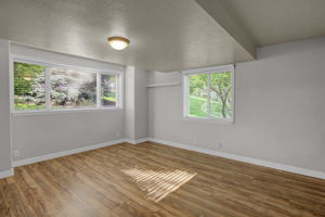  2790 Deere Valley Dr, Layton, UT 84040, US Photo 18