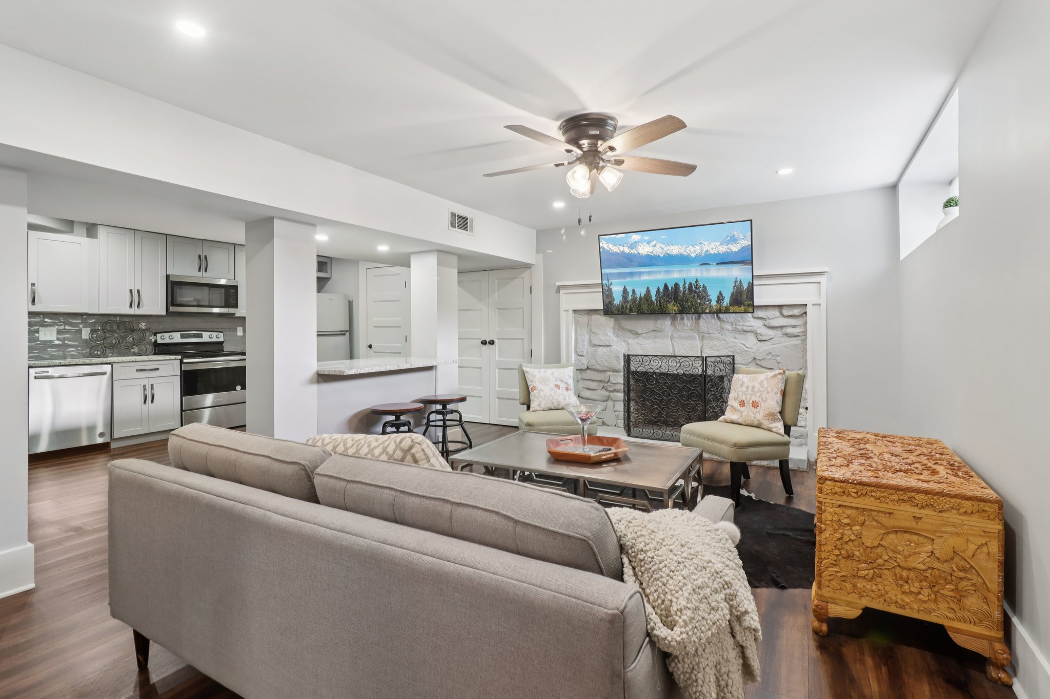 Zane Grey Dr SE-L1807-044.jpg