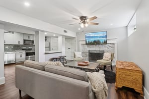 Zane Grey Dr SE-L1807-044.jpg