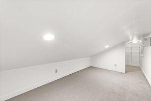  Photo 39