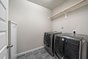  Photo 36