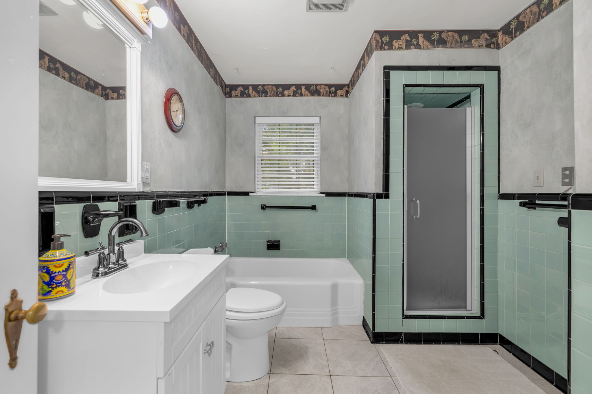 2282 Price Rd-18