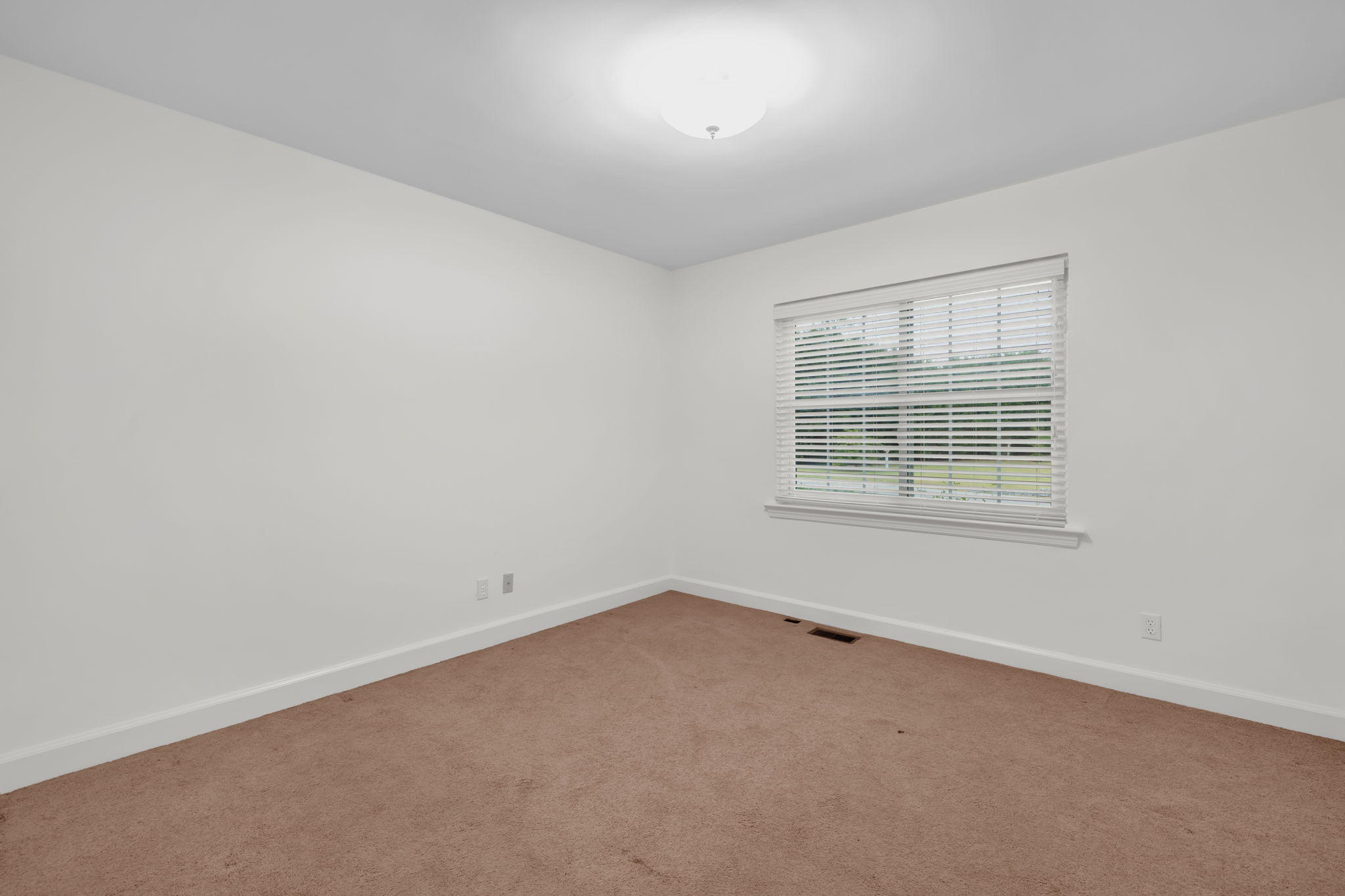 2282 Price Rd-19