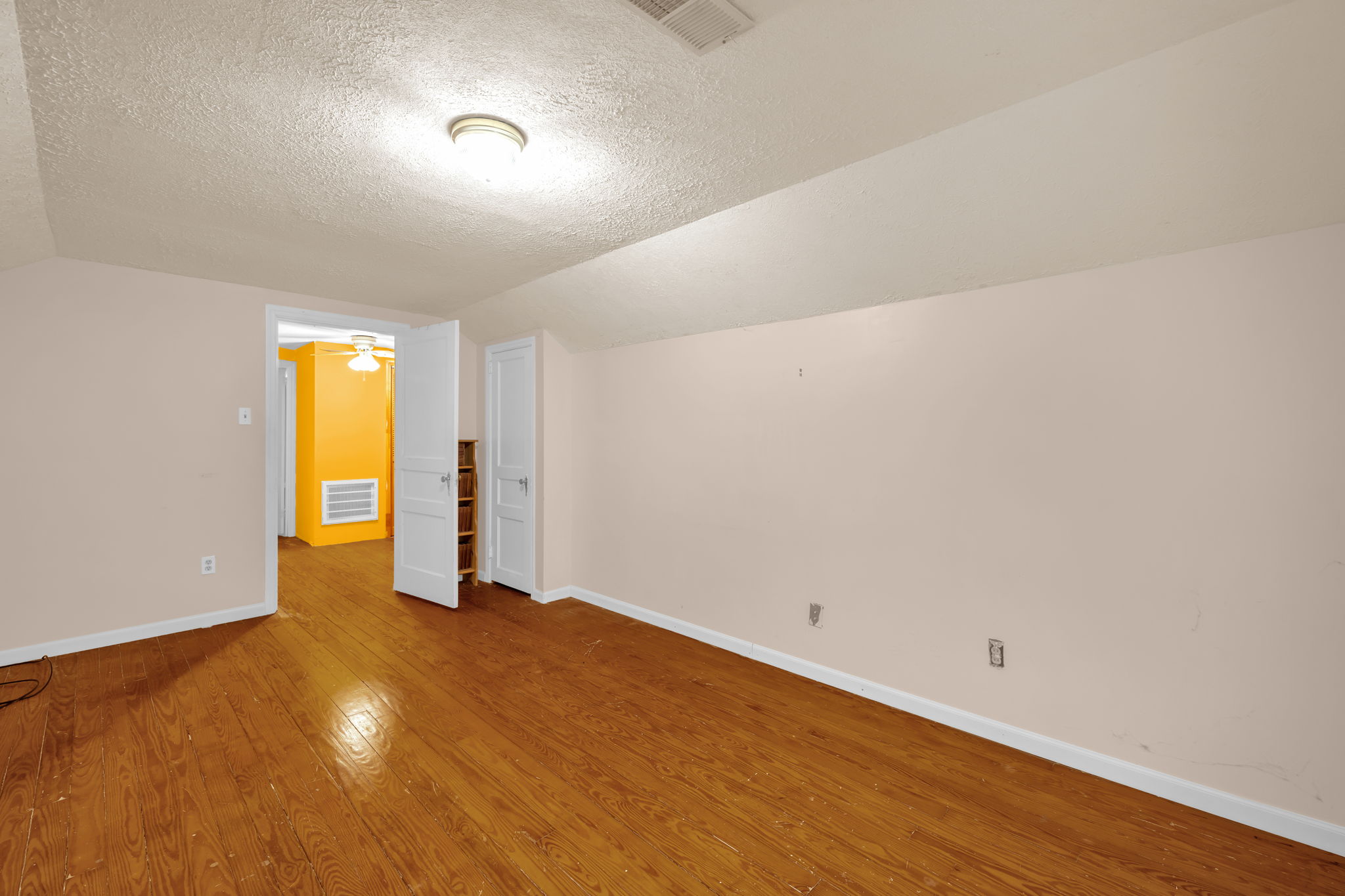 2282 Price Rd-24