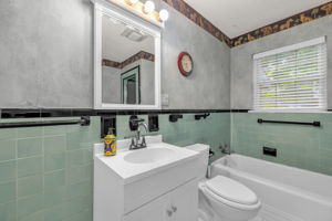 2282 Price Rd-17