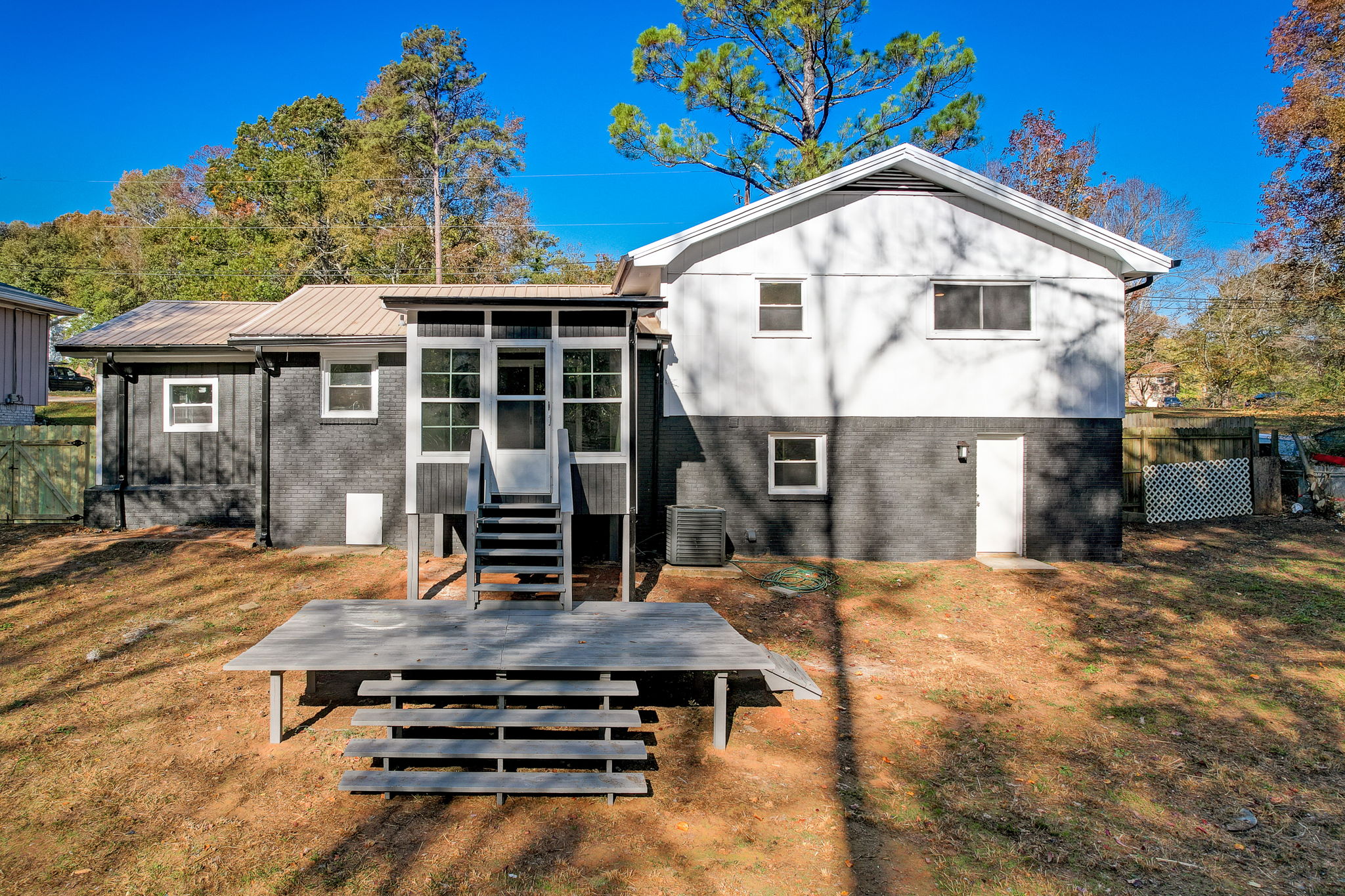  Heritage Ln-053