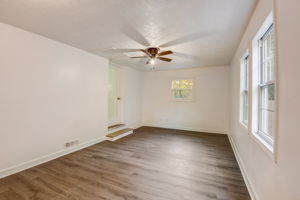  Heritage Ln-014
