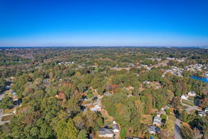  Heritage Ln-050