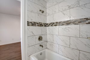  Heritage Ln-022