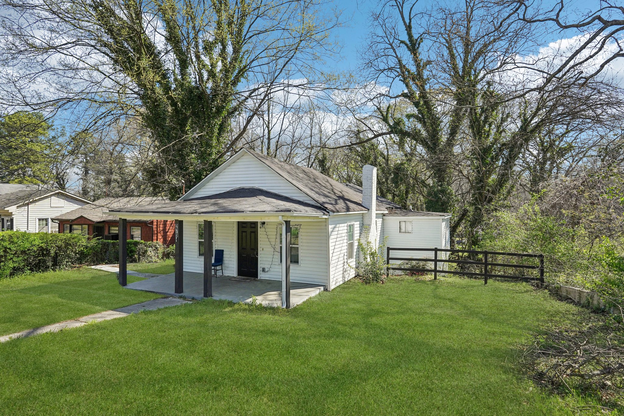 7th St SW-L2103-003.jpg