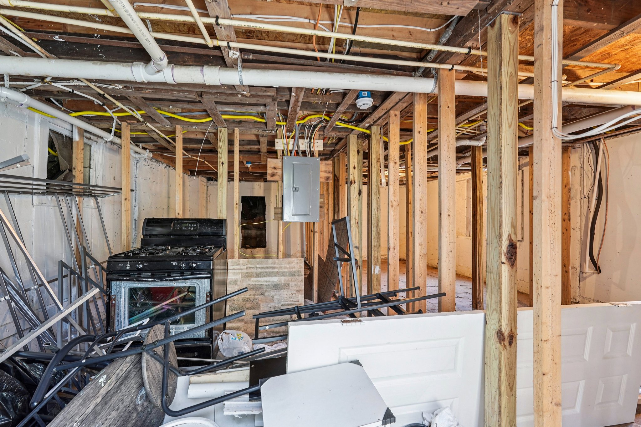 7th St SW-L2103-026.jpg