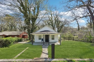 7th St SW-L2103-001.jpg