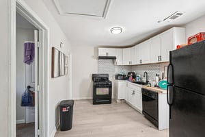 7th St SW-L2103-008.jpg