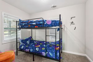 7th St SW-L2103-014.jpg