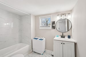 7th St SW-L2103-018.jpg