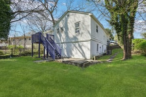 7th St SW-L2103-031.jpg