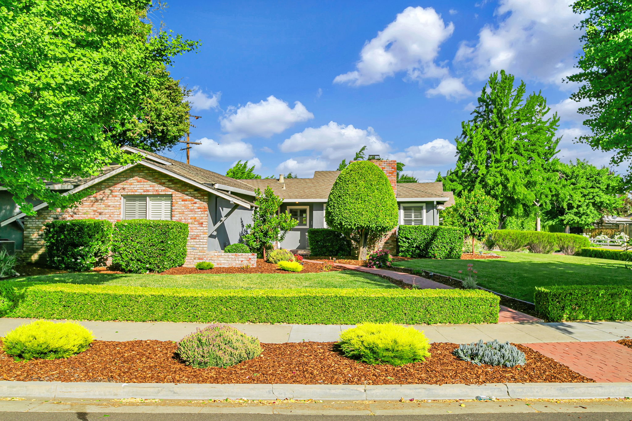 002_2794 Gardendale Dr  