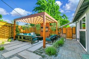 037_2794 Gardendale Dr  