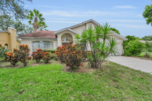 Front Exterior3