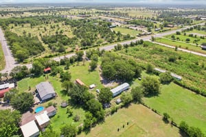 FM812 25-S2107-017.jpg