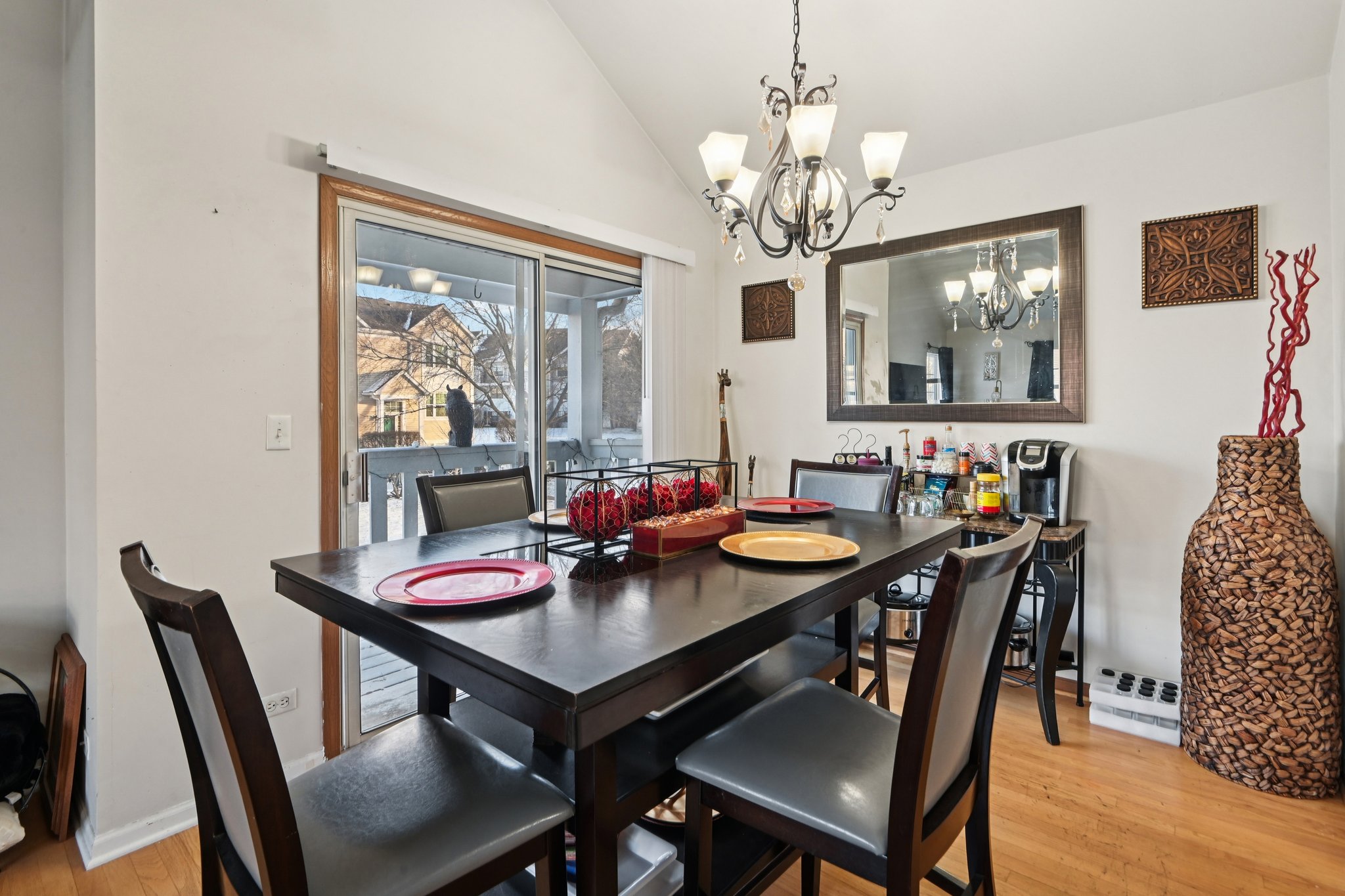 Shelly Ln-S2001-006.jpg