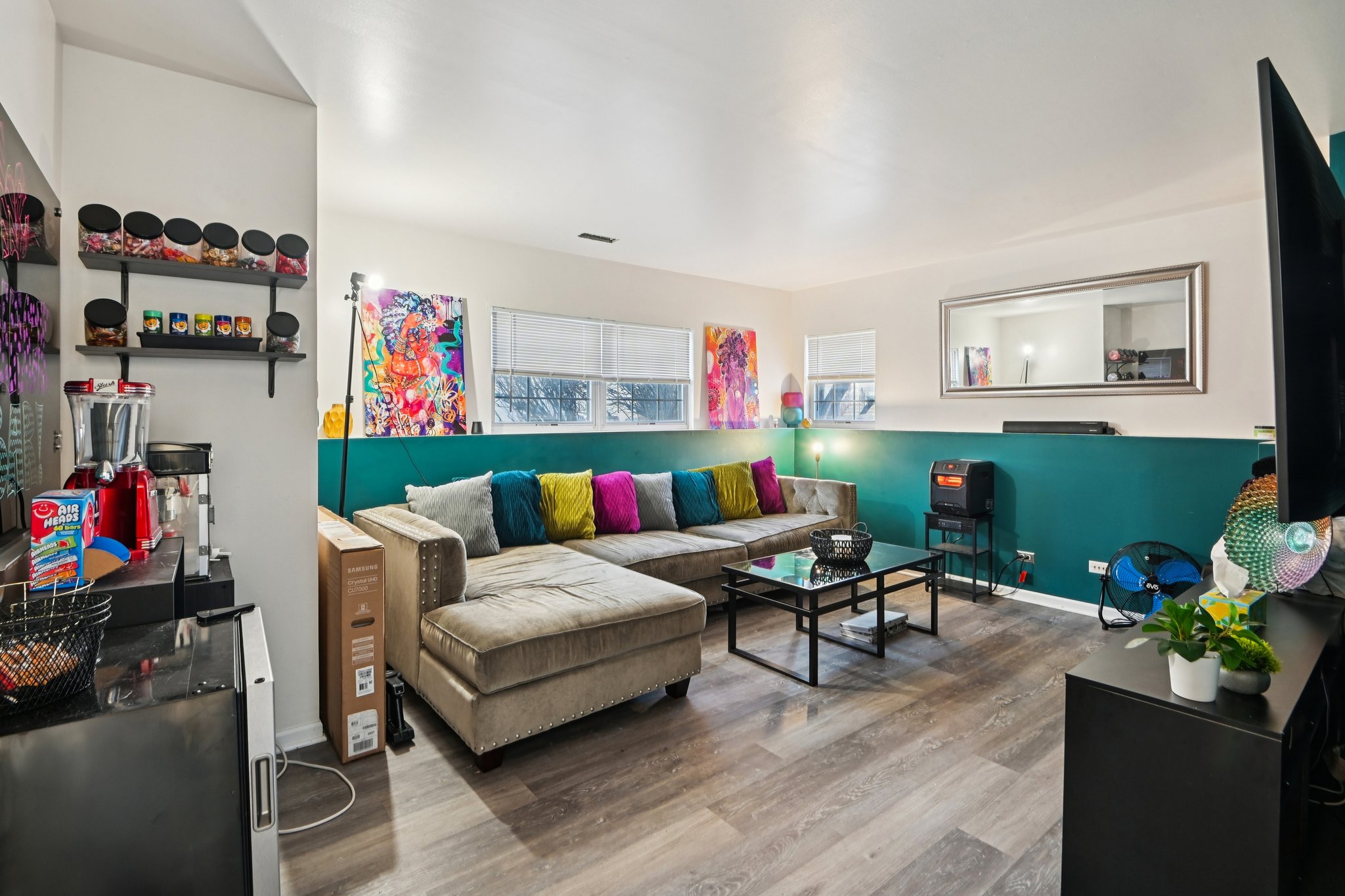 Shelly Ln-S2001-024.jpg