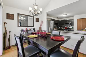 Shelly Ln-S2001-008.jpg