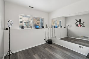 Shelly Ln-S2001-028.jpg