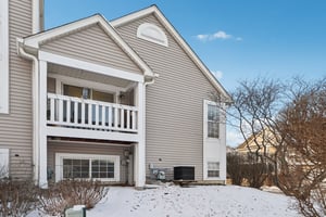 Shelly Ln-S2001-032.jpg